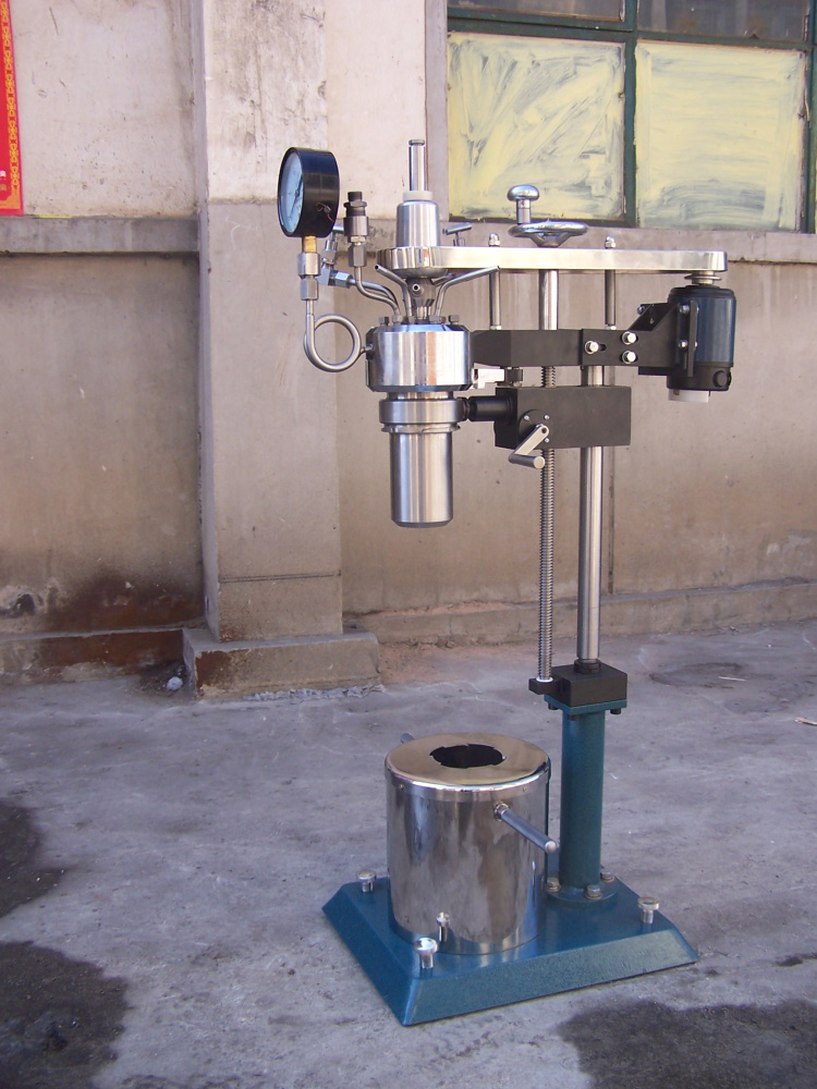 KCFD系列--快開卡環結構-釜體下落、翻轉出料